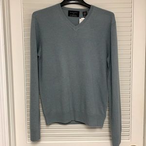 Men’s 100% cashmere V neck sweater dusty gray blue size small